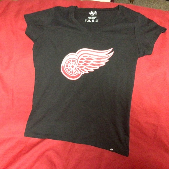 NHL ladies DETROIT REDWINGS tshirt - Picture 1 of 1